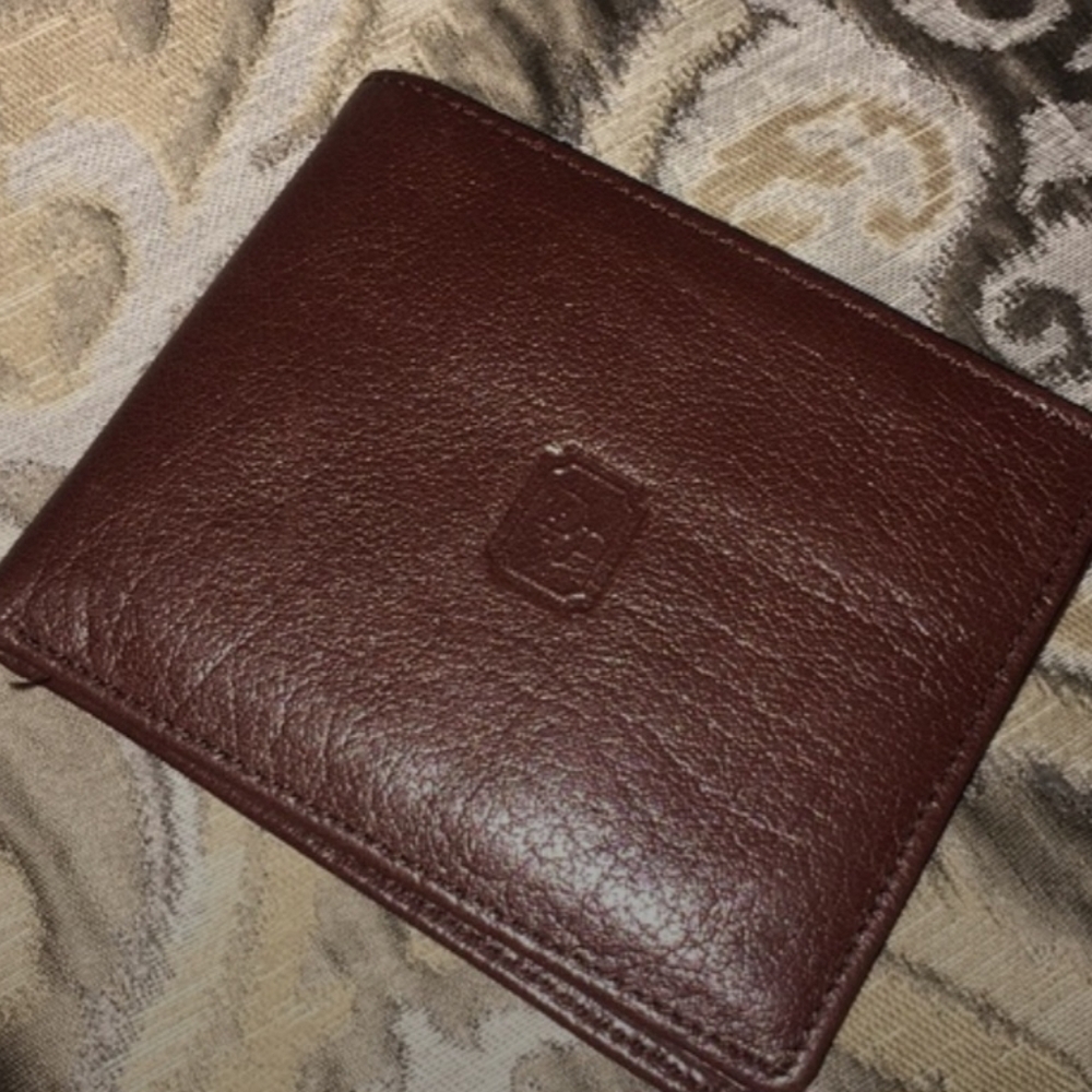 Vintage designers mens accessories. Premium leather wallet by dior.